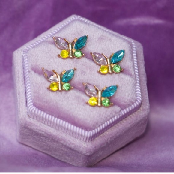 BRAND NEW Butterfly Colored Stone Earrings - Picture 3 of 3
